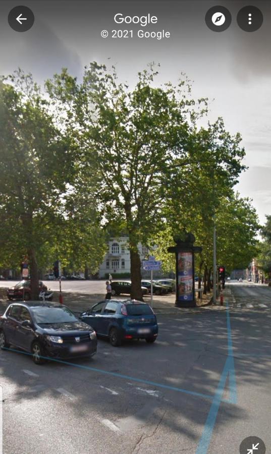 Le Petit Luxembourg Apartment Montignies-sur-Sambre Bagian luar foto