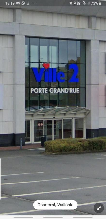 Le Petit Luxembourg Apartment Montignies-sur-Sambre Bagian luar foto